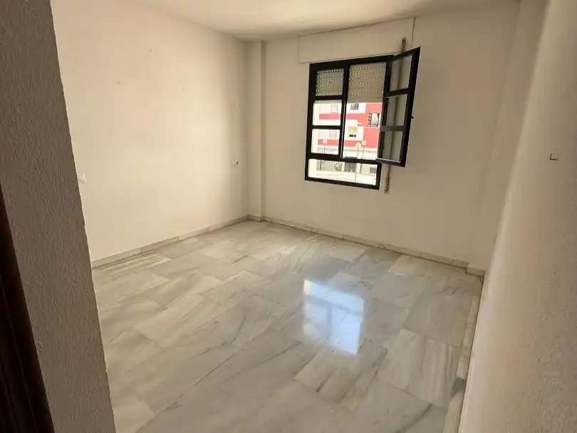 Flat for rent in Plaza de la Flor del Olivo, 4, Ollerías - San Cayetano Bedroom of Flat for rent in Córdoba with Air Conditioner, Heating and Community parking