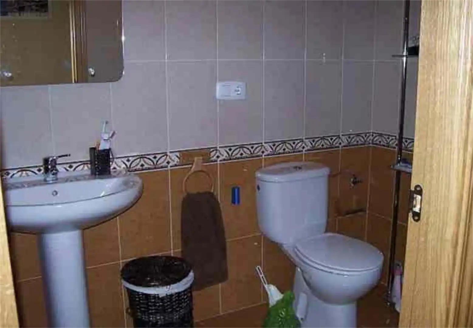 Badezimmer von Dachboden zur Miete in Valverde de la Virgen mit Heizung, Terrasse und Möbliert