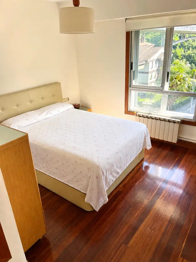 Schlafzimmer von Wohnung zum Verkauf in Donostia - San Sebastián  mit Terrasse und Balkon