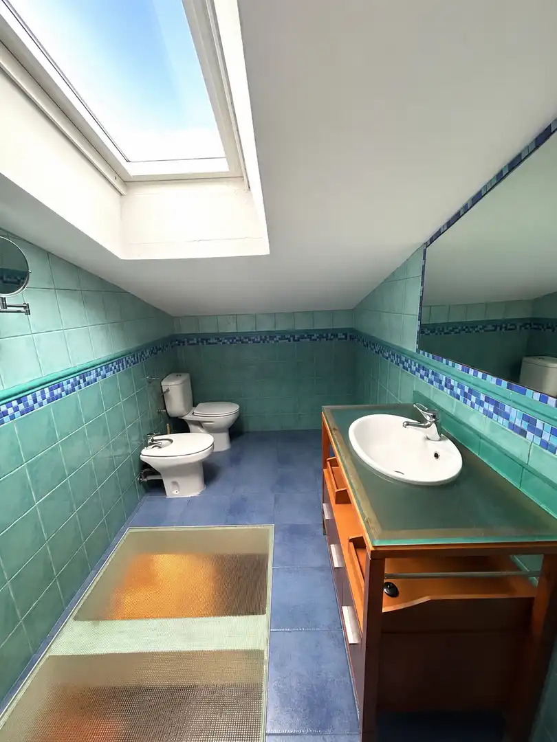 Badezimmer von Wohnung zum Verkauf in Donostia - San Sebastián  mit Terrasse und Balkon