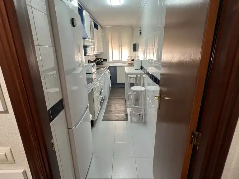 Flat for rent in Calle Don Sancho de Castilla, 11, Centro Kitchen of Flat for rent in Alcalá de Guadaira with Air Conditioner, Parquet flooring and Furnished