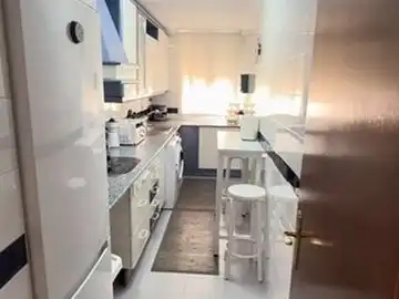 Flat for rent in Calle Don Sancho de Castilla, 11, Centro Kitchen of Flat for rent in Alcalá de Guadaira with Air Conditioner, Parquet flooring and Furnished