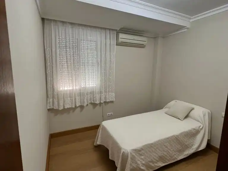 Flat for rent in Calle Don Sancho de Castilla, 11, Centro Bedroom of Flat for rent in Alcalá de Guadaira with Air Conditioner, Parquet flooring and Furnished