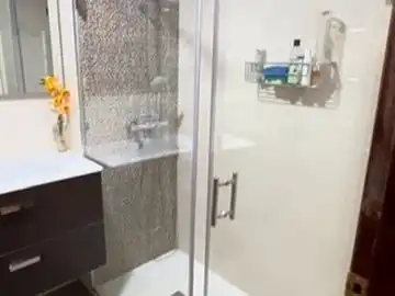 Flat for rent in Calle Don Sancho de Castilla, 11, Centro Bathroom of Flat for rent in Alcalá de Guadaira with Air Conditioner, Parquet flooring and Furnished