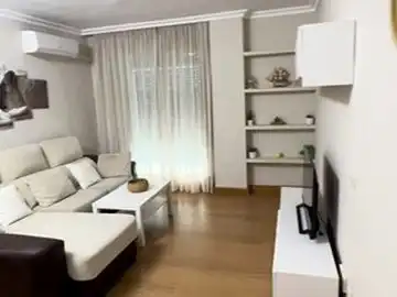 Flat for rent in Calle Don Sancho de Castilla, 11, Centro Living room of Flat for rent in Alcalá de Guadaira with Air Conditioner, Parquet flooring and Furnished