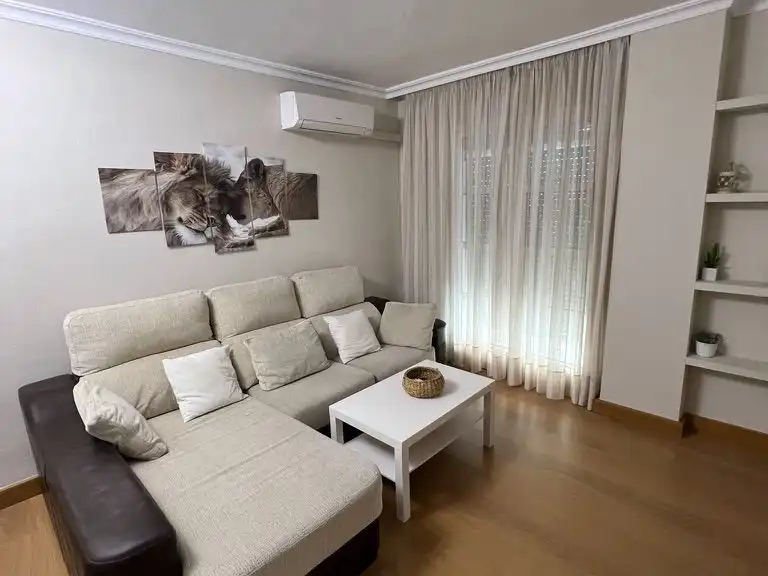 Flat for rent in Calle Don Sancho de Castilla, 11, Centro Living room of Flat for rent in Alcalá de Guadaira with Air Conditioner, Parquet flooring and Furnished