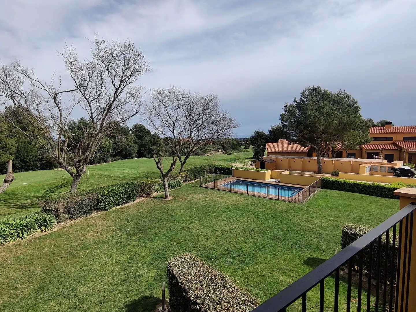 Casa adosada en venda a Carrer de L'aufinac, 2, Bonmont Terres Noves Piscina de Casa adosada en venda en Mont-roig del Camp amb Aire condicionat, Terrassa i Piscina