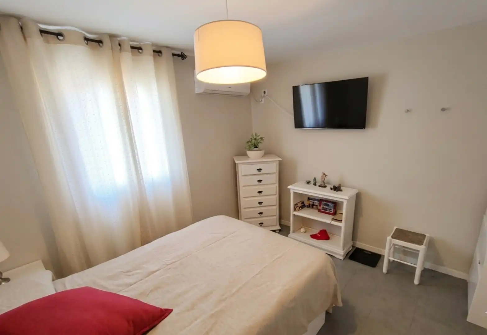 Bedroom of Flat for sale in Algeciras  with Air Conditioner, Heating and Terrace
