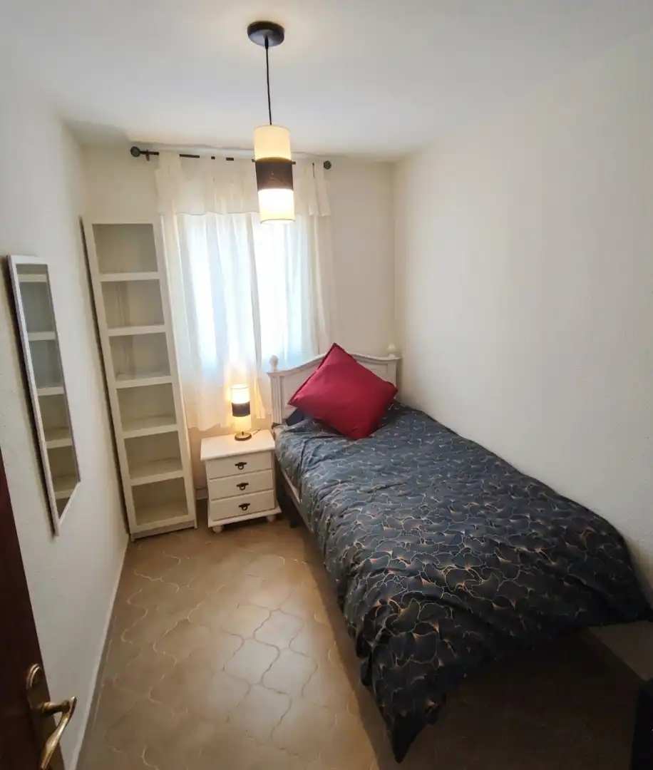 Bedroom of Flat for sale in Algeciras  with Air Conditioner, Heating and Terrace
