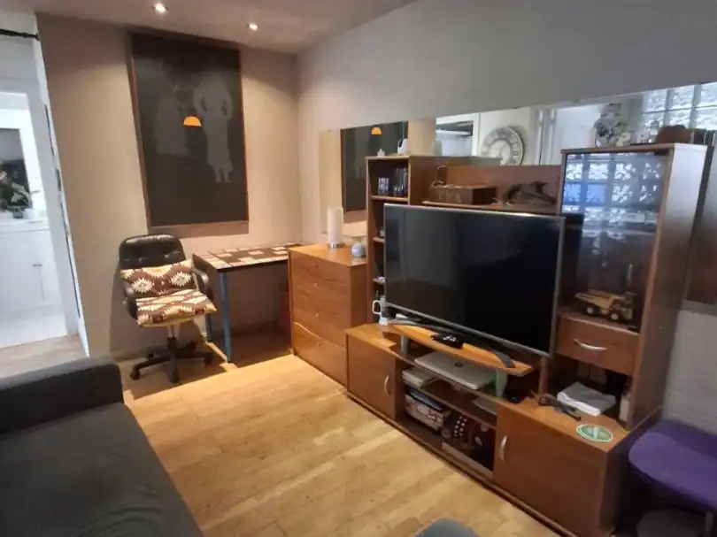 Piso en venta en Calle de Tembleque, 50, Aluche Sala de estar de Piso en venta en Madrid Capital con Aire acondicionado