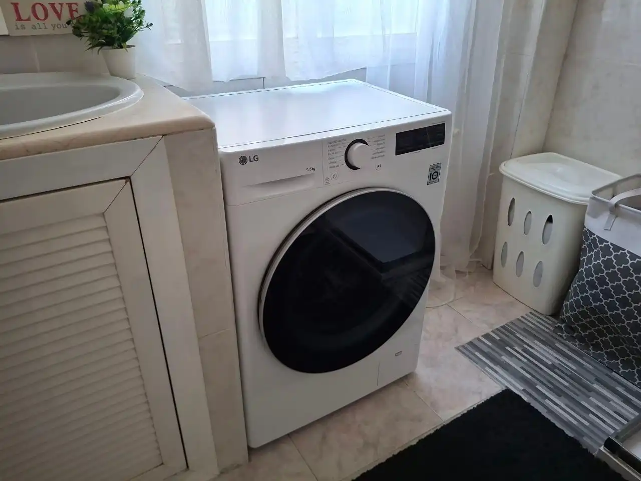 Piso en venta en Calle de Tembleque, 50, Aluche Piso en venta en Madrid Capital con Aire acondicionado