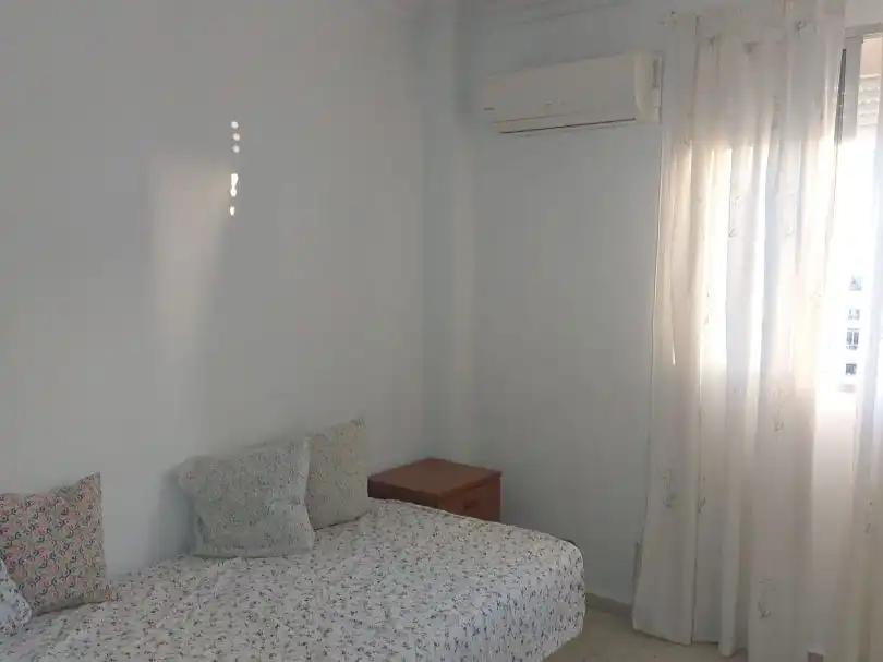 Piso de alquiler en Calle José Díaz, 3, Doctor Barraquer - G. Renfe - Policlínico Habitación de Piso de alquiler en Sevilla