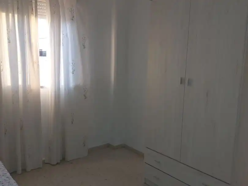 Piso de alquiler en Calle José Díaz, 3, Doctor Barraquer - G. Renfe - Policlínico Habitación de Piso de alquiler en Sevilla