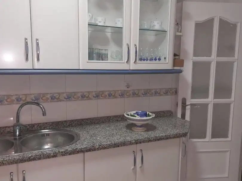 Piso de alquiler en Calle José Díaz, 3, Doctor Barraquer - G. Renfe - Policlínico Cocina de Piso de alquiler en Sevilla