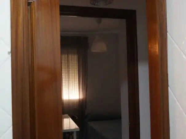 Flat for rent in Plaza los Pinos, Chapín - Campus Universitario - Navinco Bedroom of Flat for rent in Jerez de la Frontera with Air Conditioner and Furnished