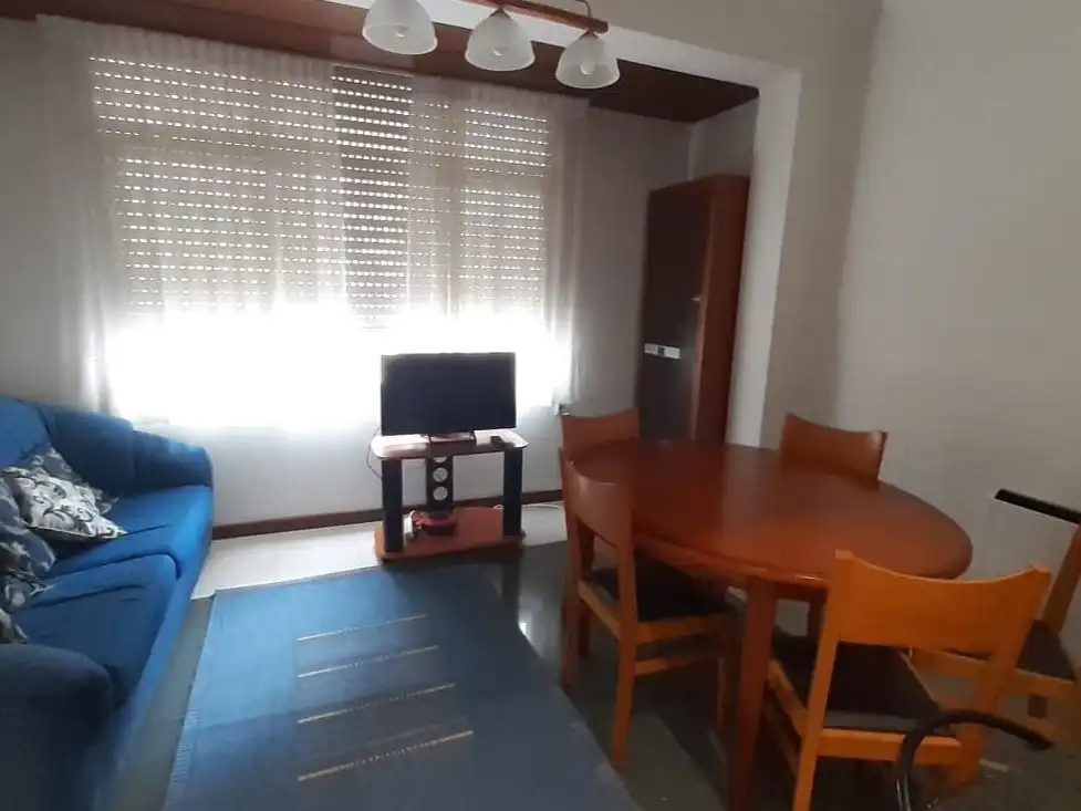 Piso de alquiler en Rúa Zurbarán, 6, Centro Sala de estar de Piso de alquiler en Ferrol con Calefacción, Trastero y Amueblado