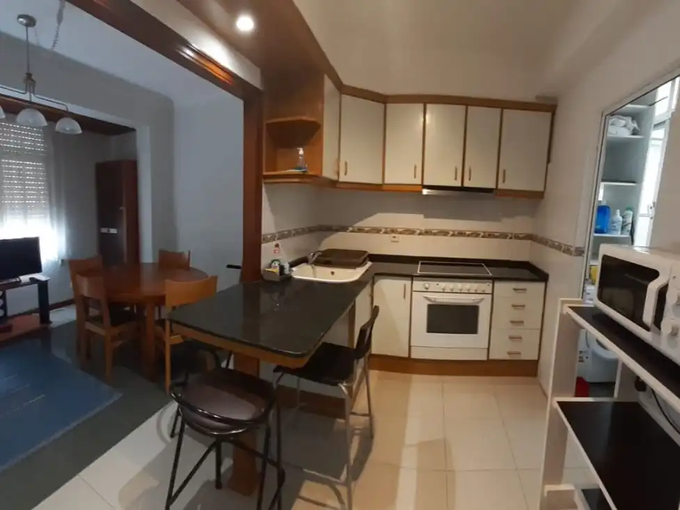 Piso de alquiler en Rúa Zurbarán, 6, Centro Cocina de Piso de alquiler en Ferrol con Calefacción, Trastero y Amueblado