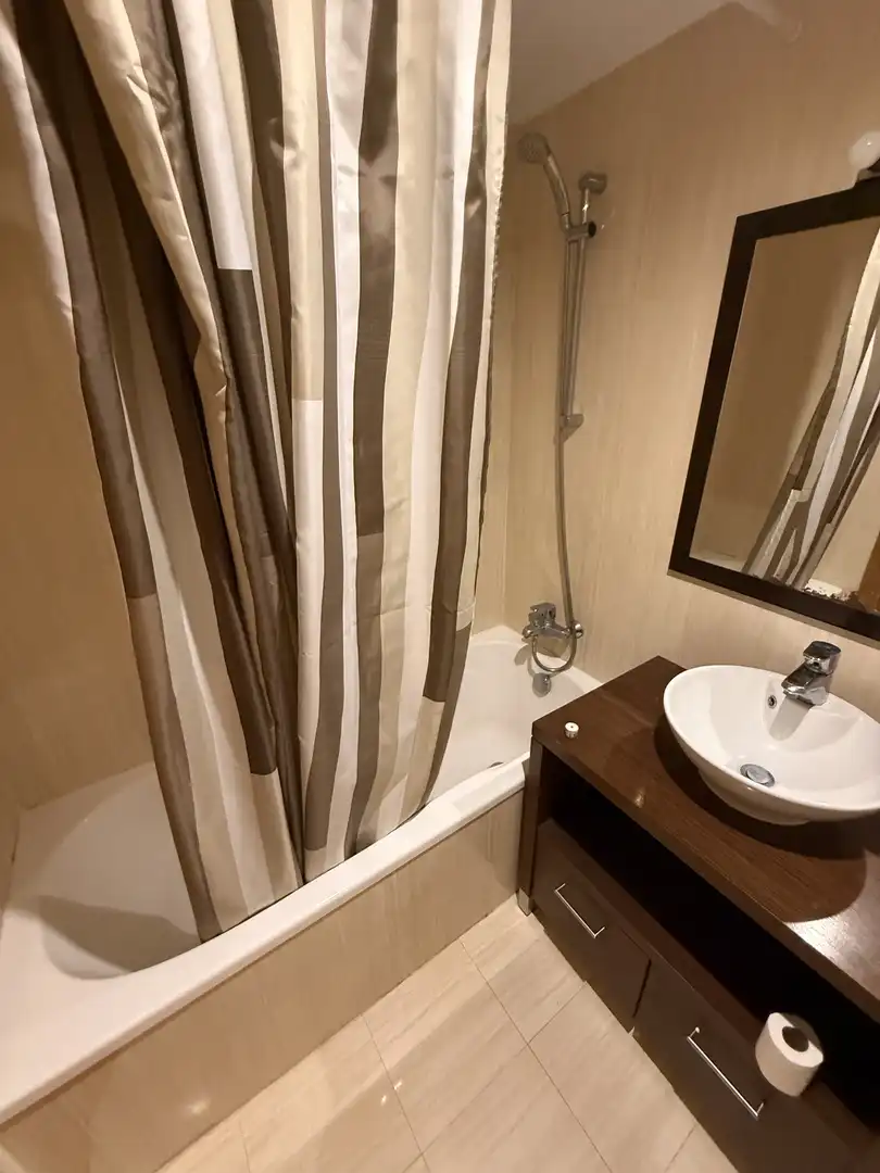 Habitación en Carrer Riu Támesis, 3, Parque Sensal Habitación en Carrer Riu Támesis, 3, Parque Sensal