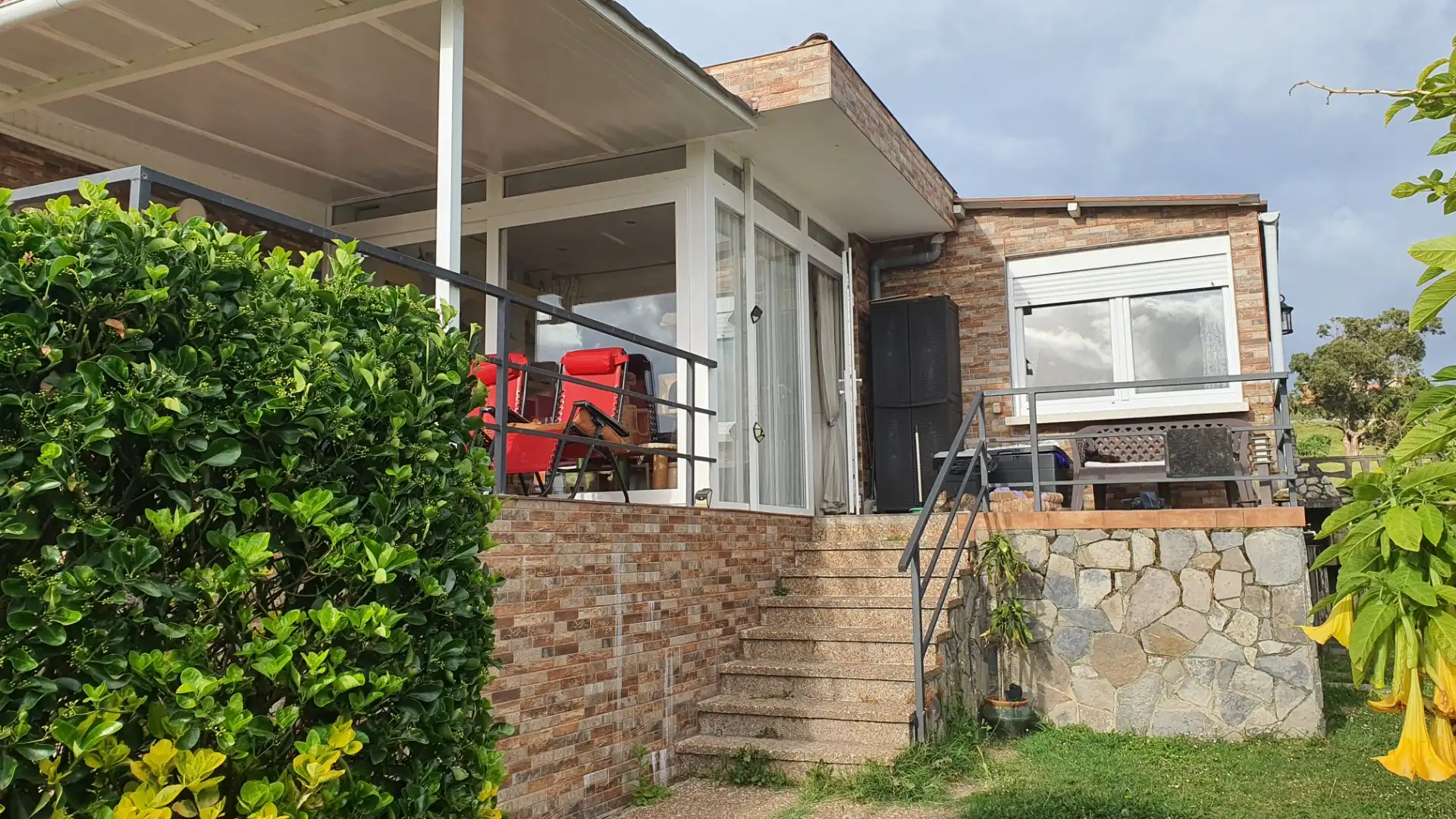 Casa o xalet en venda a Camino Mimosas, 350, Somió Vista exterior de Casa o xalet en venda en Gijón amb Calefacció, Jardí privat i Terrassa