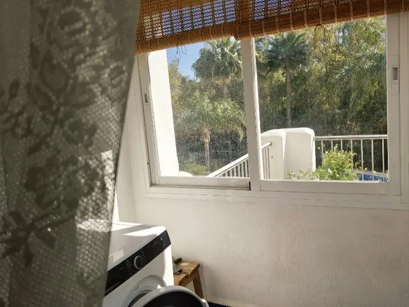 Piso en venta en Urbanizacion Bahia de Casares, 41, Bahía de Casares Terraza de Piso en venta en Casares con Terraza, Piscina y Amueblado