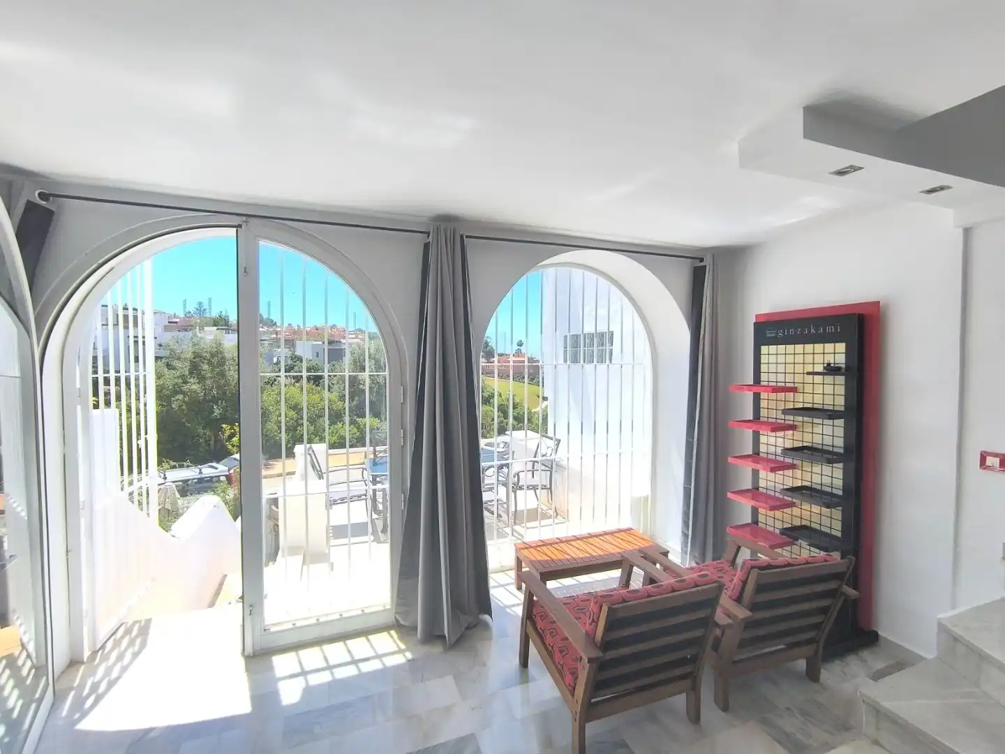 Casa adosada de lloguer a La Reserva, 6006, Reserva de Marbella Terrassa de Casa adosada de lloguer en Marbella amb Aire condicionat, Calefacció i Jardí privat