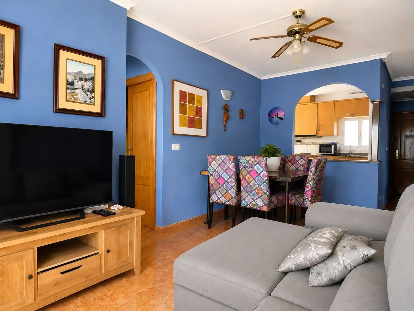 Sala de estar de Piso en venta en Torrevieja con Aire acondicionado, Jardín privado y Terraza