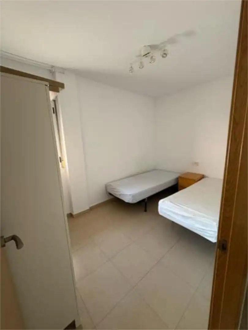 Habitación de Piso de alquiler en Dúrcal con Amueblado