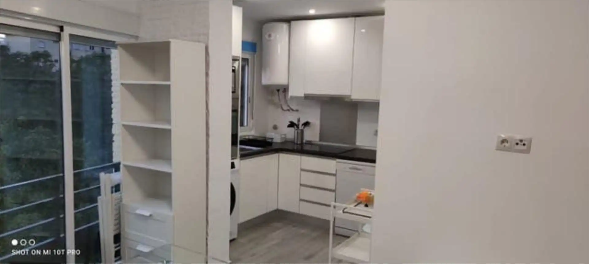Piso de alquiler en Tiro de Línea Cocina de Piso de alquiler en Sevilla con Amueblado