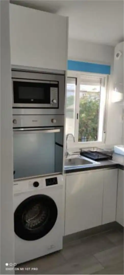 Piso de alquiler en Tiro de Línea Cocina de Piso de alquiler en Sevilla con Amueblado