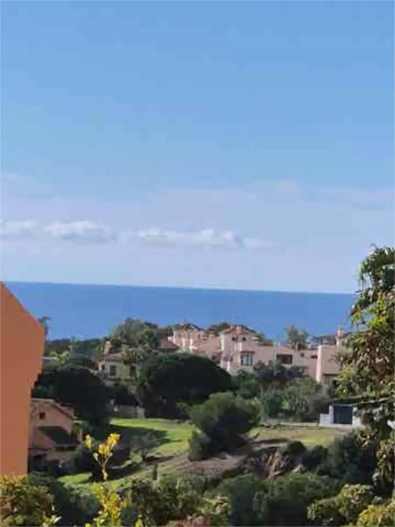 Wohnungen zum Verkauf in Santa María Außenansicht von Wohnungen zum Verkauf in Marbella mit Terrasse und Schwimmbad