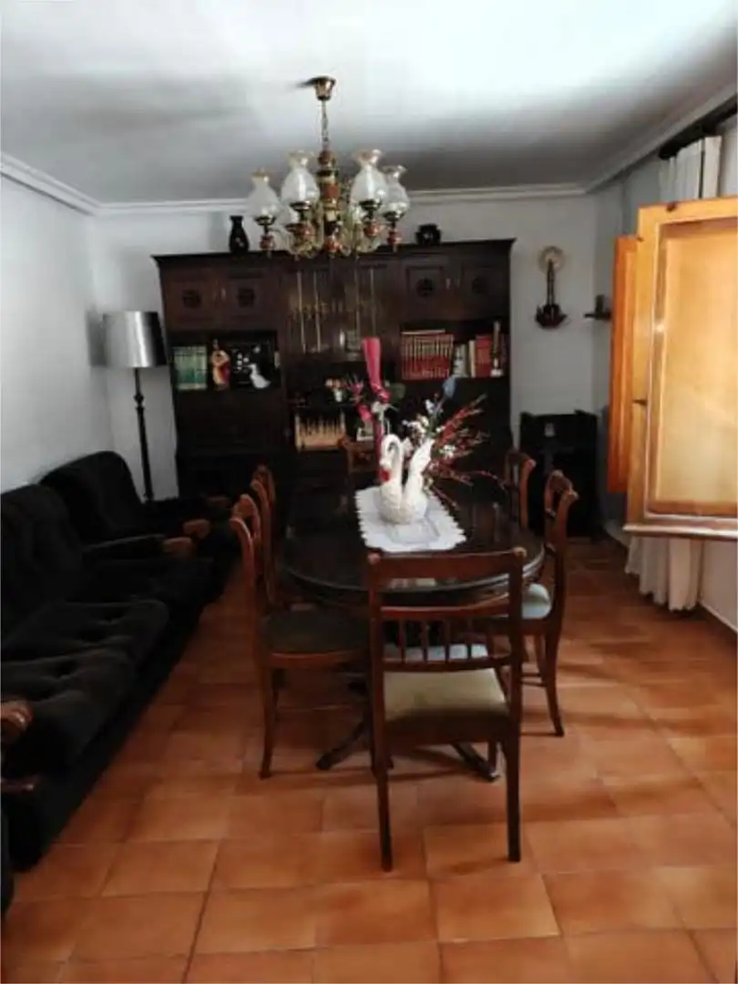 Casa o chalet en venta en Ariño Comedor de Casa o chalet en venta en Ariño con Calefacción, Terraza y Amueblado