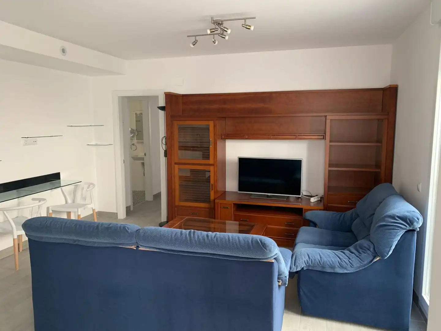 Wohnung zur Miete in Calle Madreselva, 3, San Miguel Wohnzimmer von Wohnung zur Miete in Armilla mit Klimaanlage, Heizung und Privatgarten
