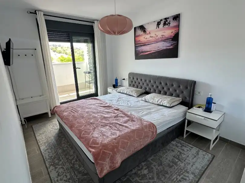 Piso en venta en Carretera de la Cala a Entrerrios, 2, Mijas Habitación de Piso en venta en Mijas con Aire acondicionado, Terraza y Piscina