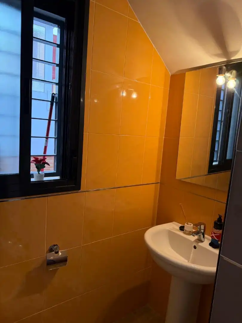 Duplexes for sale in Avenida de Málaga, Centro Bathroom of Duplexes for sale in Chipiona with Air Conditioner, Heating and Furnished