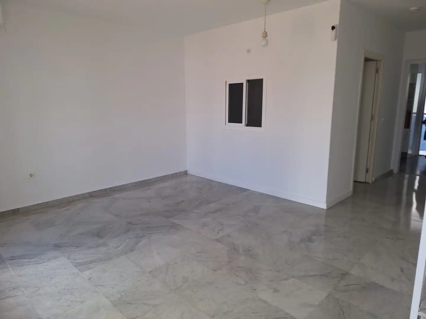 Houses for sale in Calle Buganvilla, 1, La Algaba Houses for sale in La Algaba with Air Conditioner, Terrace and Balcony