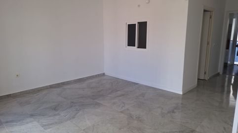 Casa o xalet en venda a Calle Buganvilla, 1, La Algaba, Sevilla - imatge 4 Foto 4 de Casa o xalet en venda a Calle Buganvilla, 1, La Algaba, Sevilla