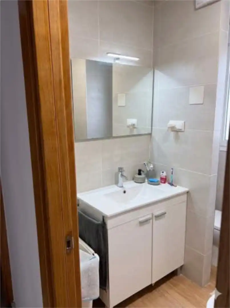 Flat for rent in Centro - Doña Mercedes Bathroom of Flat for rent in Dos Hermanas with Furnished and Pets allowed