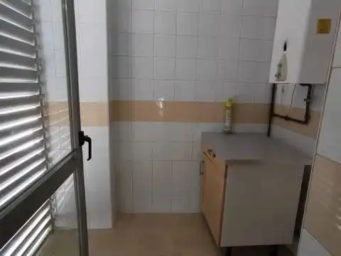 Küche von Wohnung zur Miete in  Sevilla Capital mit Klimaanlage und Balkon