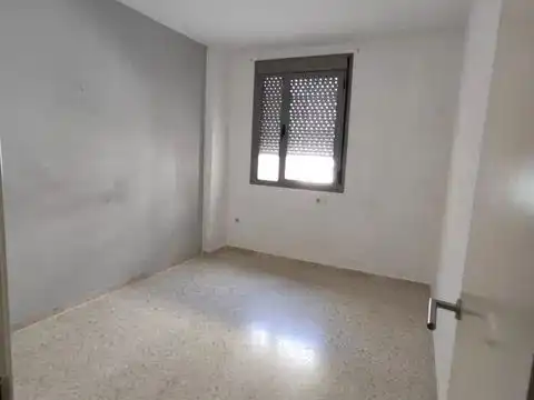 Schlafzimmer von Wohnung zur Miete in  Sevilla Capital mit Klimaanlage und Balkon