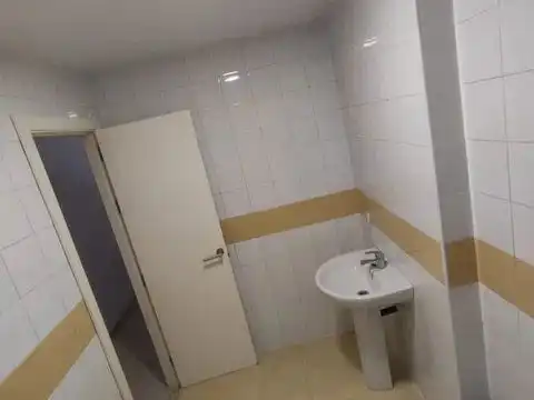 Badezimmer von Wohnung zur Miete in  Sevilla Capital mit Klimaanlage und Balkon