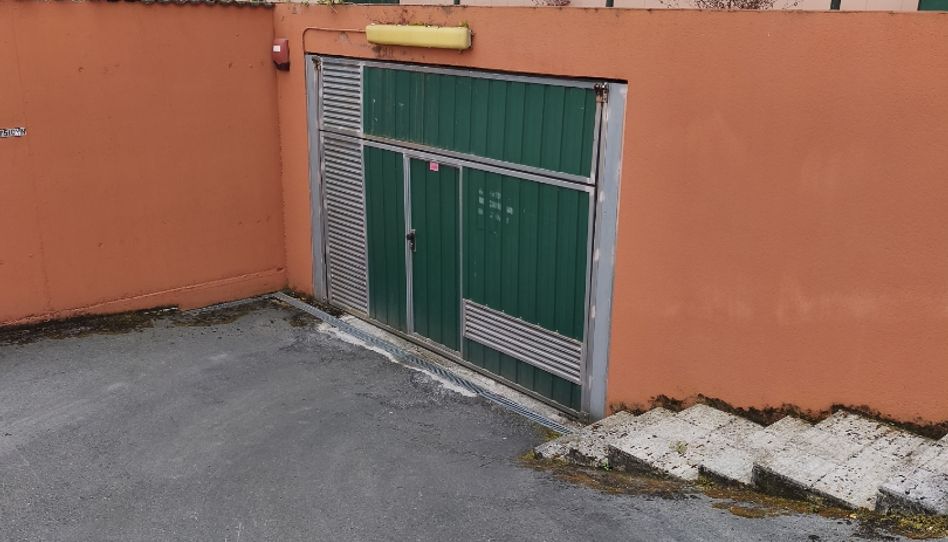 Garage zur Miete in Calle del Alisu, 4, Parres, Asturias - Bild 1 Foto 1 von Garage zur Miete in Calle del Alisu, 4, Parres, Asturias