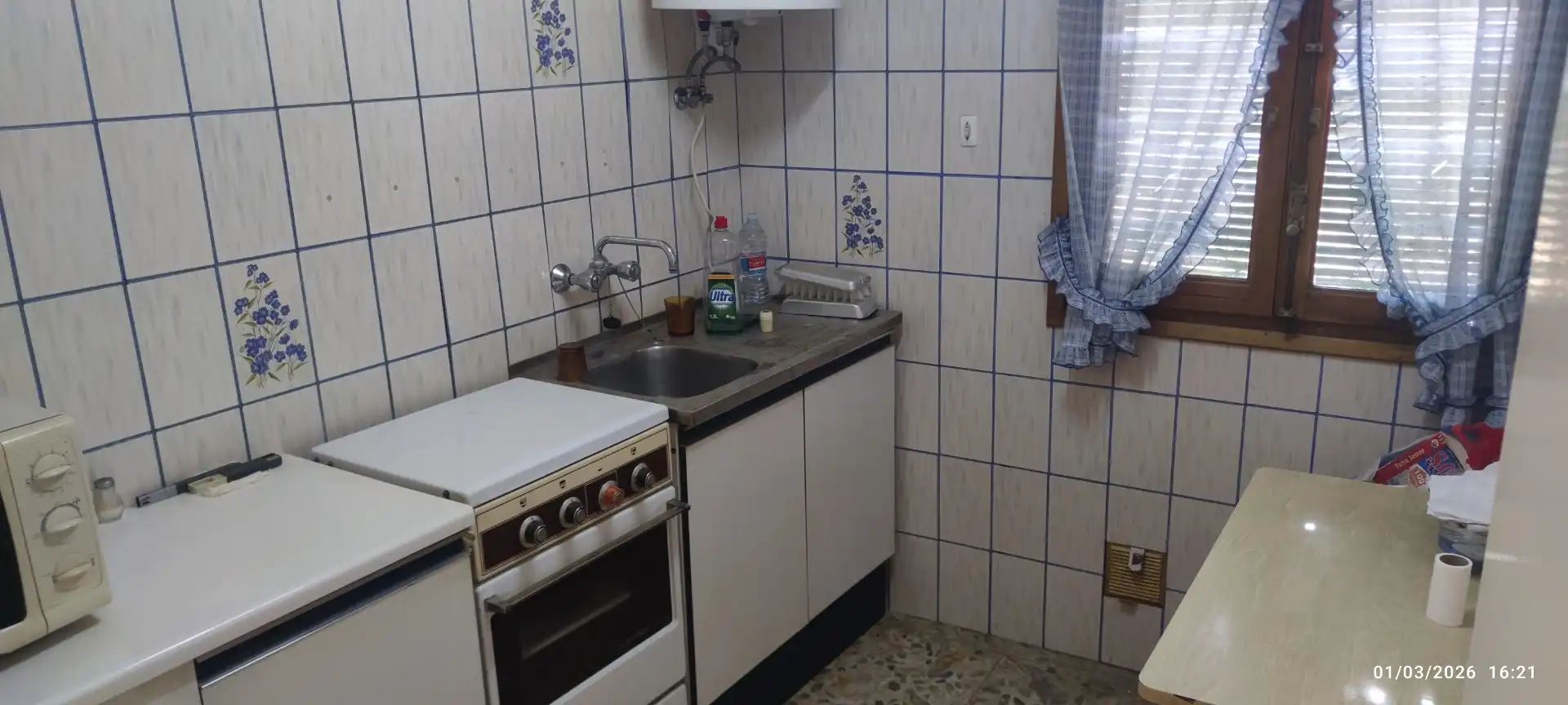 Casa adosada en venta en Calle Hospital, Maluenda Cocina de Casa adosada en venta en Maluenda con Jardín privado y Amueblado