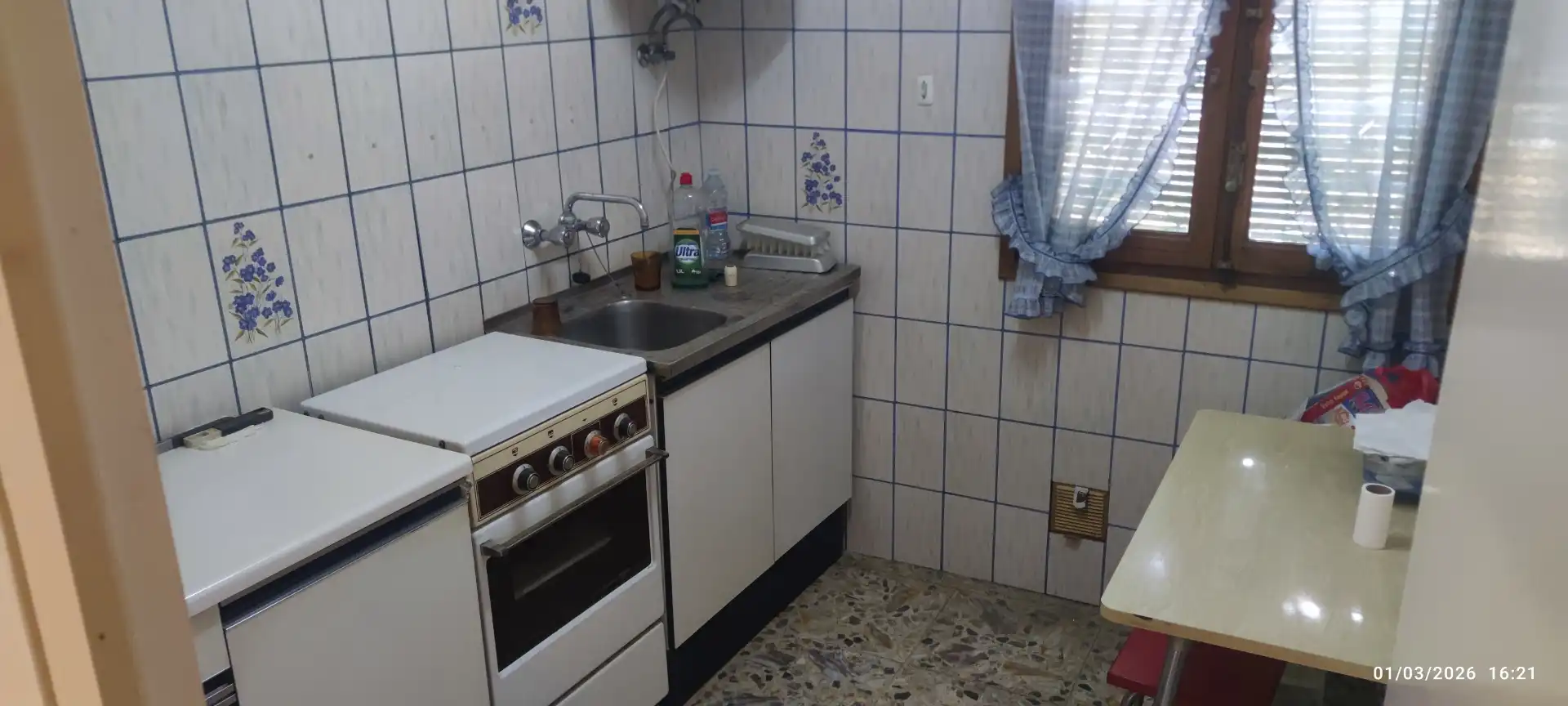 Casa adosada en venta en Calle Hospital, Maluenda Cocina de Casa adosada en venta en Maluenda con Jardín privado y Amueblado
