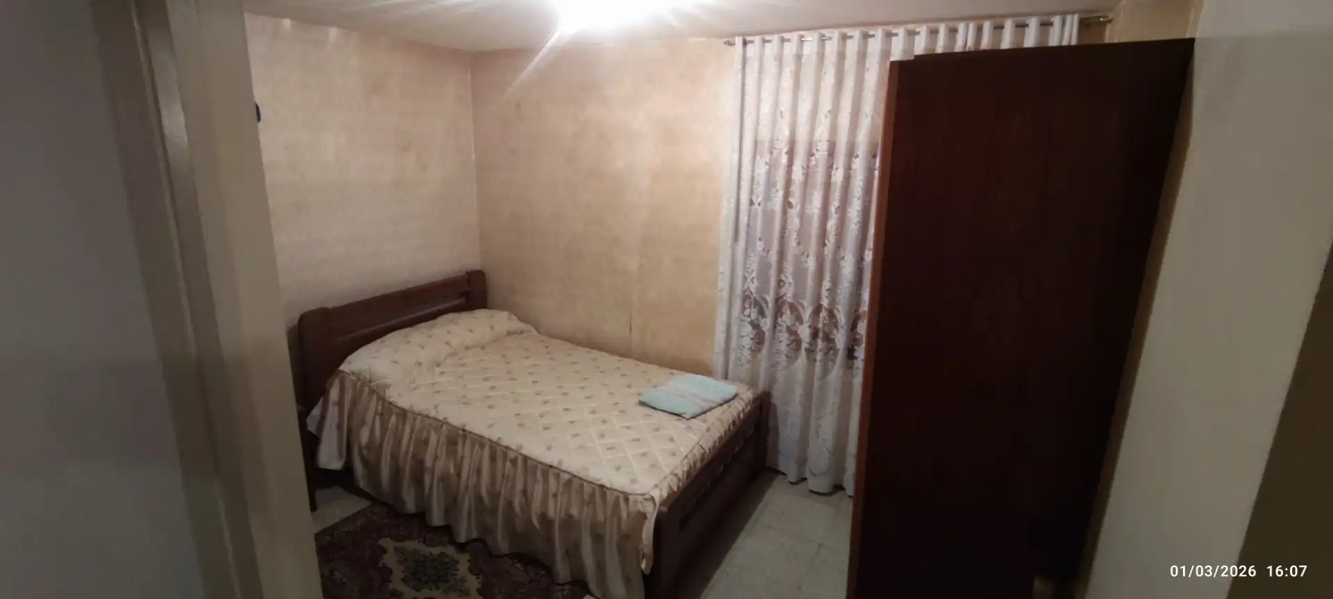 Casa adosada en venta en Calle Hospital, Maluenda Habitación de Casa adosada en venta en Maluenda con Jardín privado y Amueblado