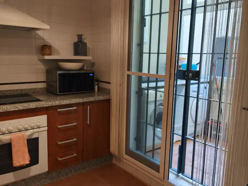 Piso en venta en Calle Cristobal Colón de Calahonda, 3, Calahonda Cocina de Piso en venta en Mijas con Aire acondicionado, Terraza y Piscina
