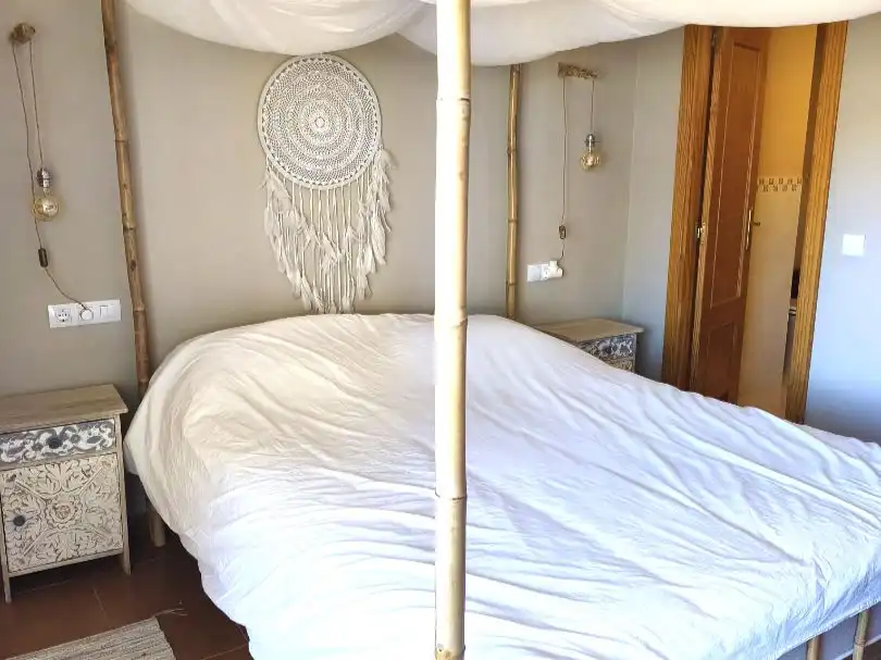 Piso en venta en Calle Cristobal Colón de Calahonda, 3, Calahonda Habitación de Piso en venta en Mijas con Aire acondicionado, Terraza y Piscina
