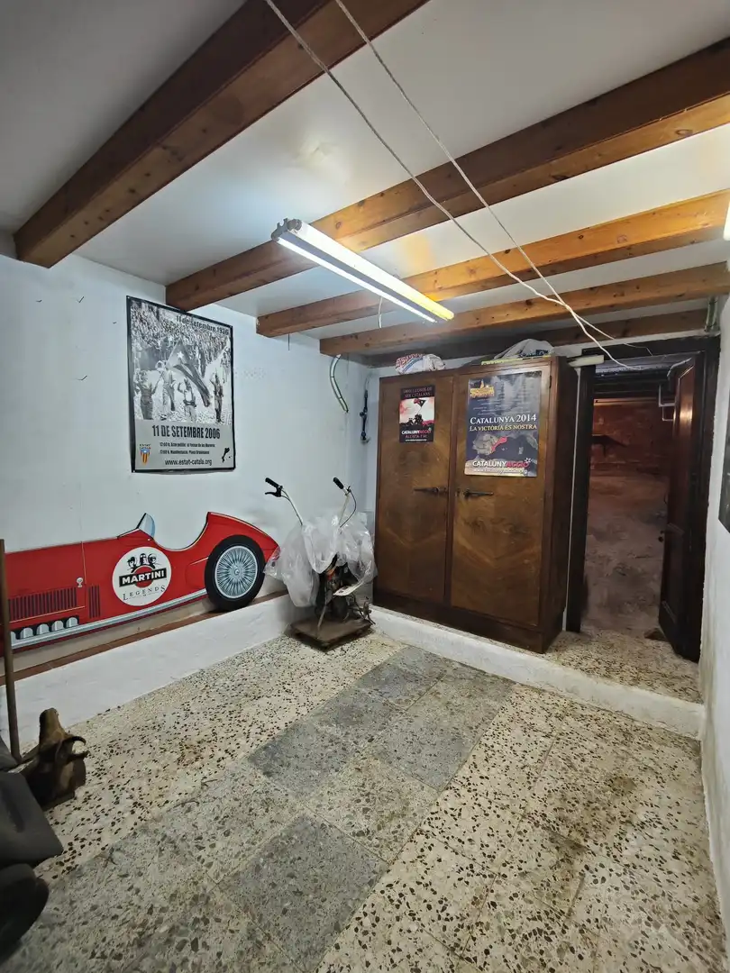 Houses for sale in Carrer Almirall, 112, Can Lloses - Can Marcer Houses for sale in Sant Pere de Ribes with Heating, Terrace and Storage room