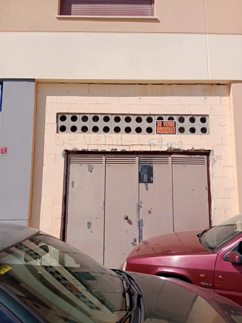 Planta baja en venta en Avenida María Auxiliadora, 29, Centro Vista exterior de Planta baja en venta en Utrera