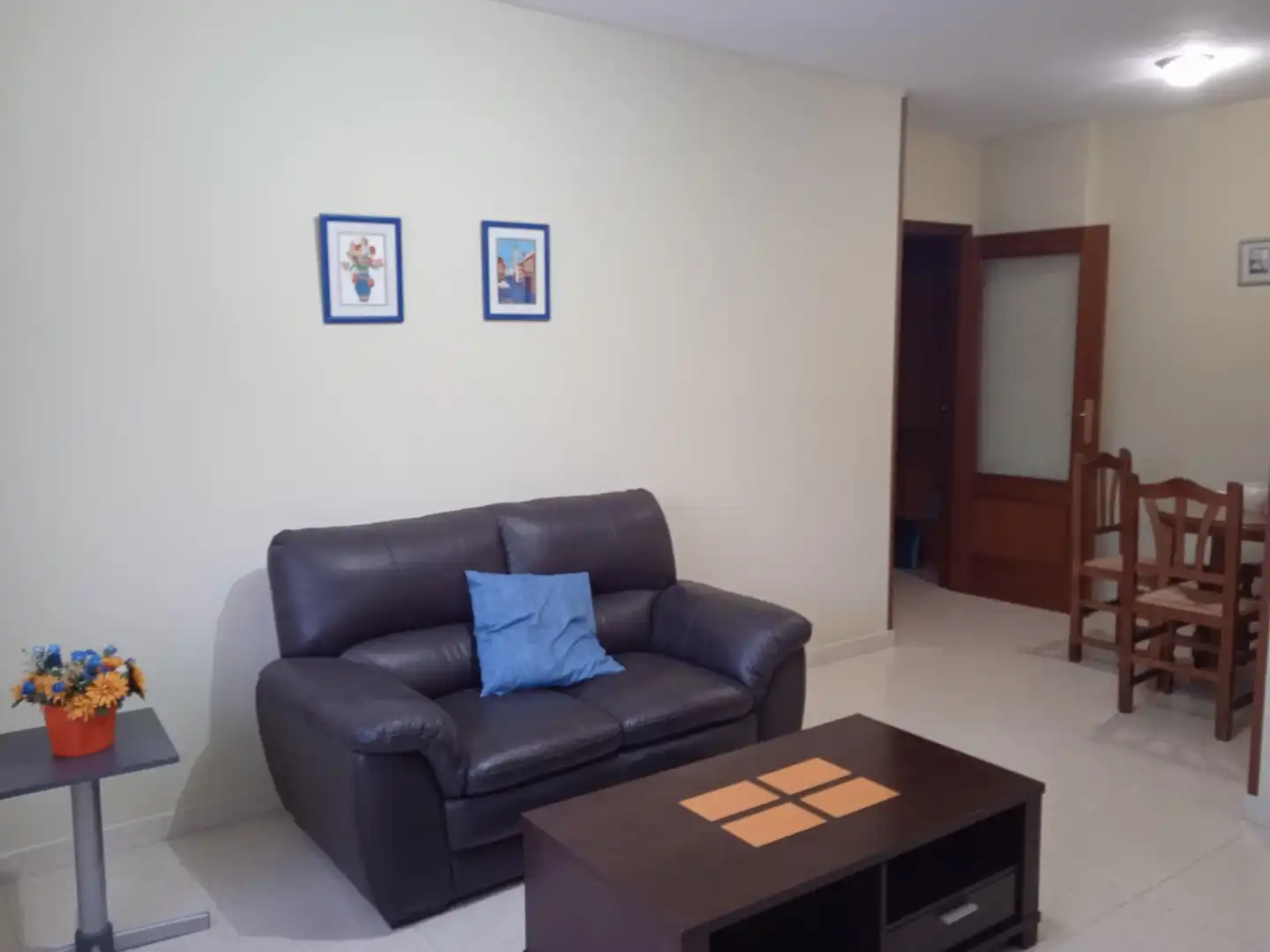 Apartamento de alquiler en Avenida Primero de Julio, 38, Valdepeñas Sala de estar de Apartamento de alquiler en Valdepeñas con Calefacción, Amueblado y Horno