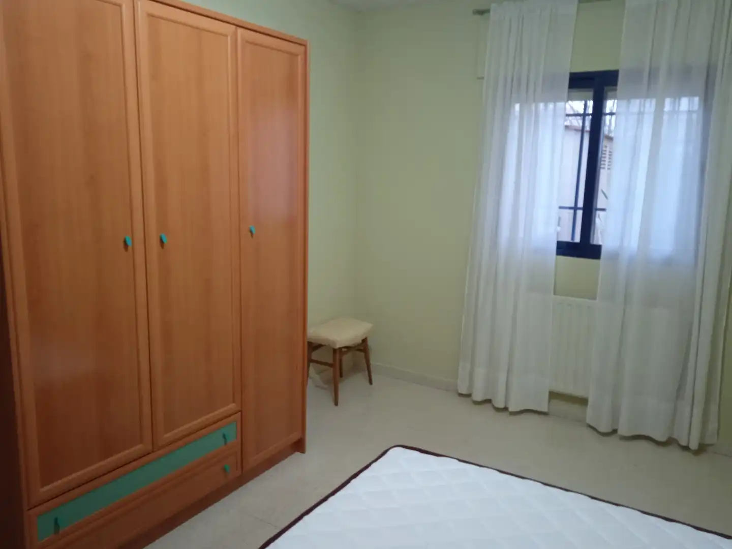 Apartamento de alquiler en Avenida Primero de Julio, 38, Valdepeñas Habitación de Apartamento de alquiler en Valdepeñas con Calefacción, Amueblado y Horno